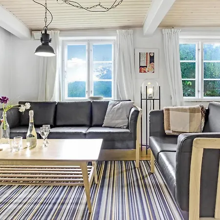 Casa vacanze 3 Bedroom Cozy In *